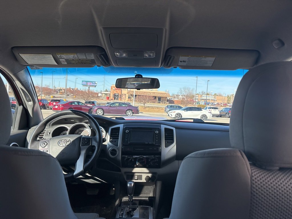 Used 2015 Toyota Tacoma 4x4 Double Cab image 32