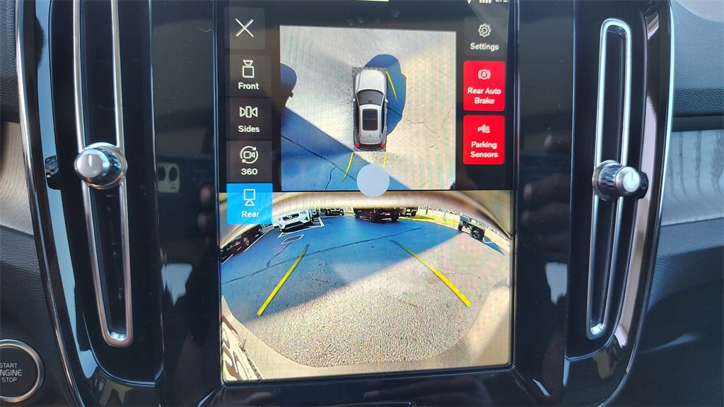 New 2026 Volvo XC40 B5 Plus w/ Protection Package Premier image 20