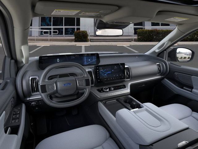 New 2026 Ford Expedition Platinum w/ Driver's Package image 9
