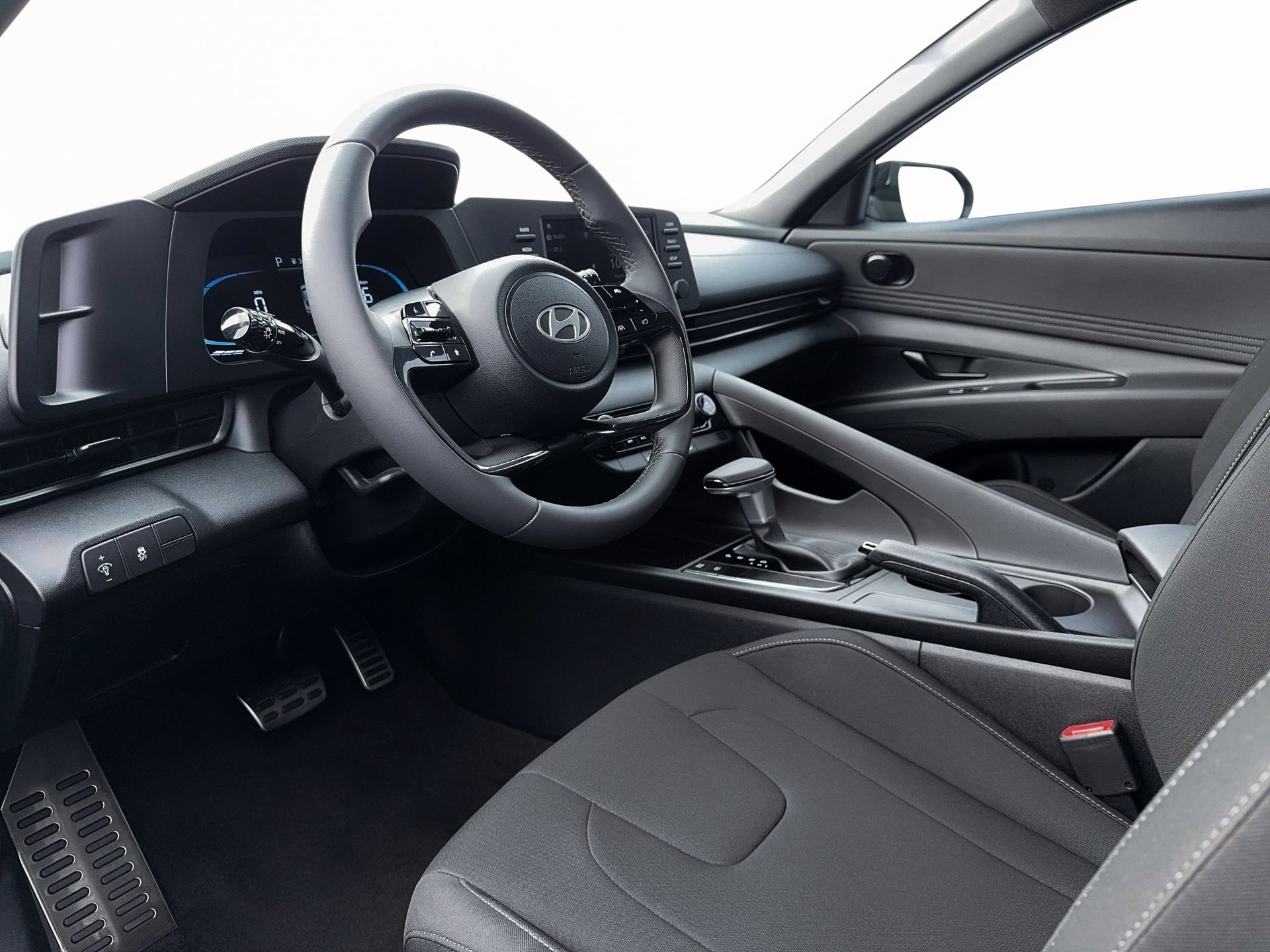 New 2026 Hyundai Elantra Sport w/ Cargo Package FWD image 14