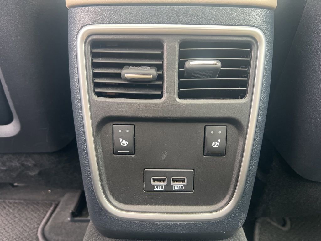 Used 2019 Chrysler 300 C w/ Sun, Sound & Nav Package image 27