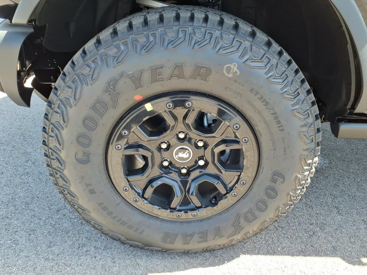 New 2026 Ford Bronco Badlands AWD/4WD image 21
