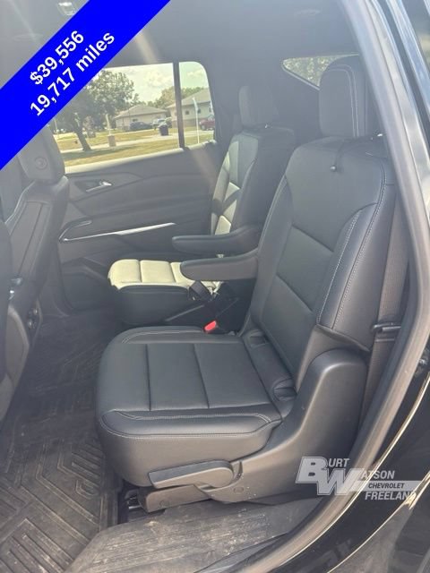 Used 2025 Chevrolet Traverse LT w/ Driver Confidence Package AWD/4WD image 27