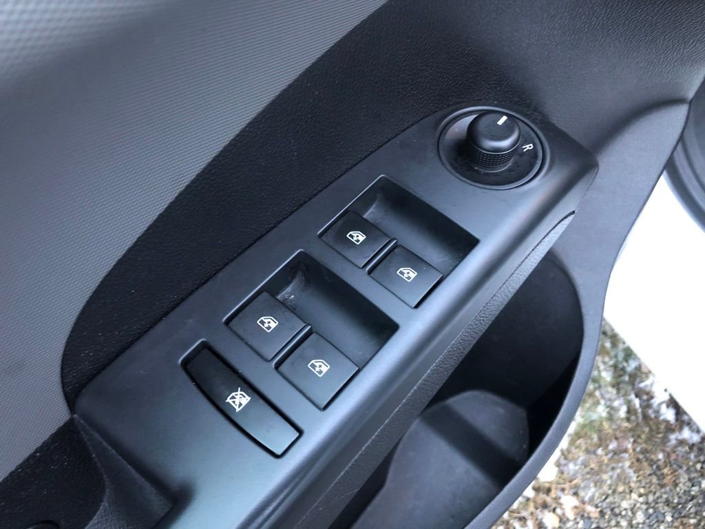 Used 2015 Chevrolet Sonic LT image 11