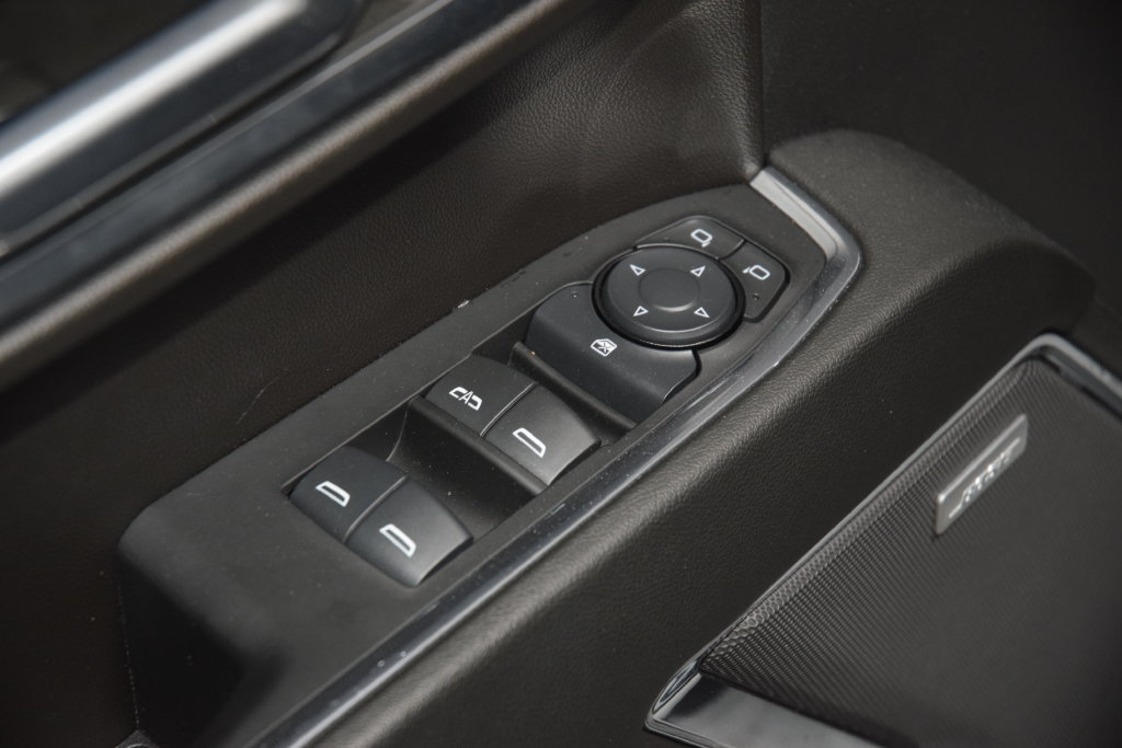 Used 2024 Chevrolet Silverado 1500 LT Trail Boss w/ Convenience Package II AWD/4WD image 55