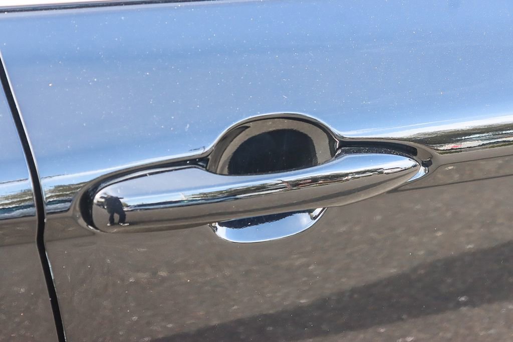 Used 2023 Toyota Camry LE image 12