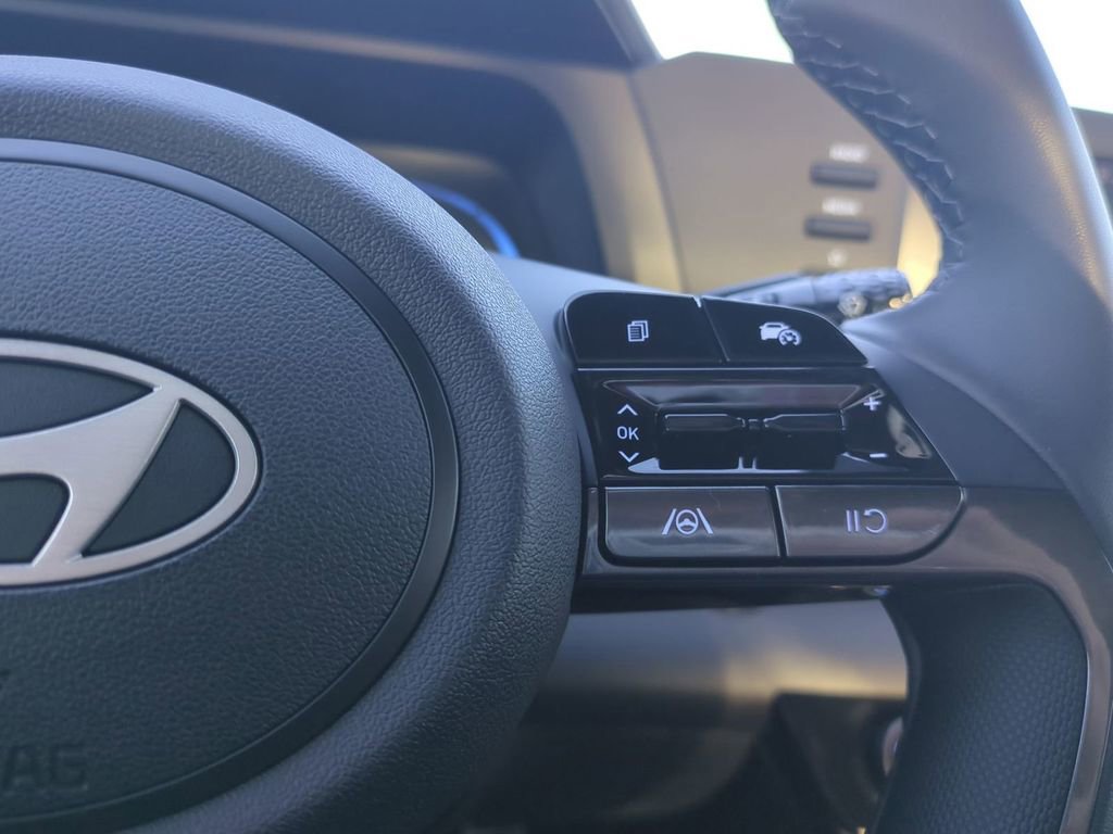 New 2026 Hyundai Elantra Sport image 28