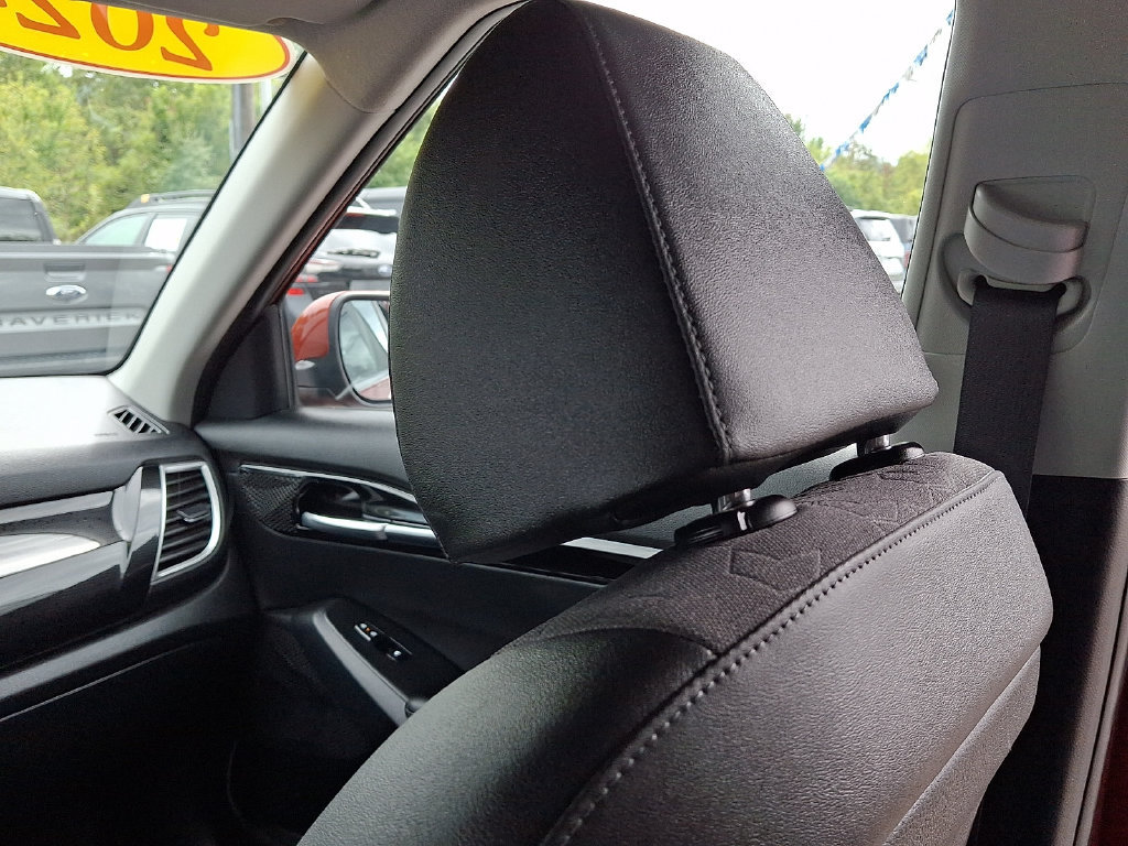 Used 2024 Kia Seltos S AWD/4WD image 17