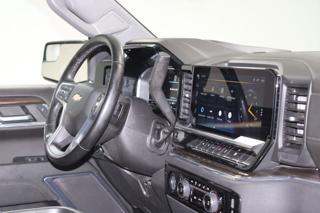 Used 2024 Chevrolet Silverado 1500 LT image 27