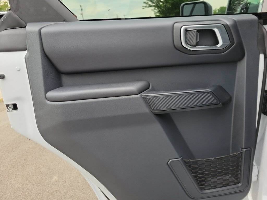 New 2026 Ford Bronco Outer Banks AWD/4WD image 9