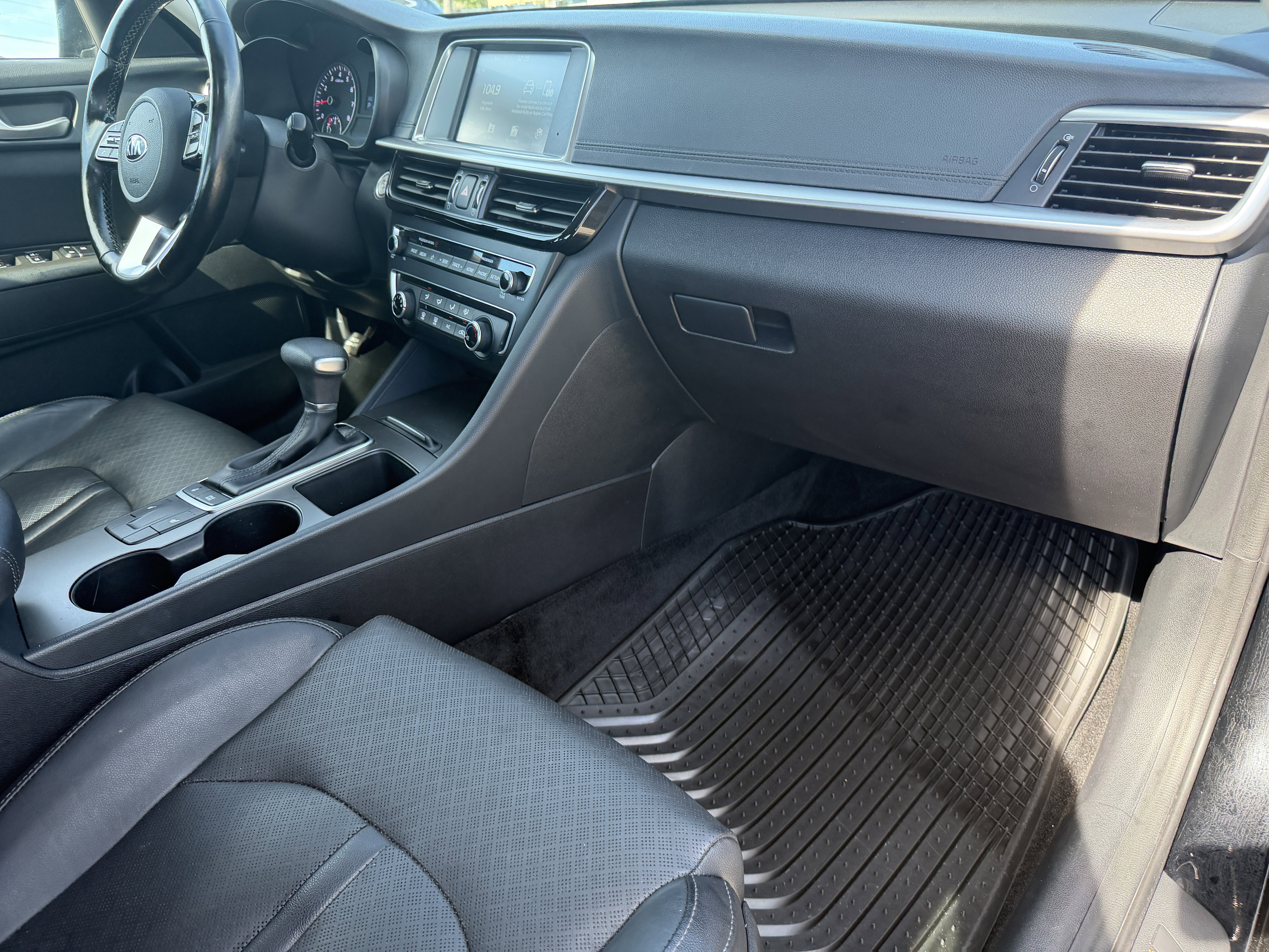 Certified 2020 Kia Optima SE image 15