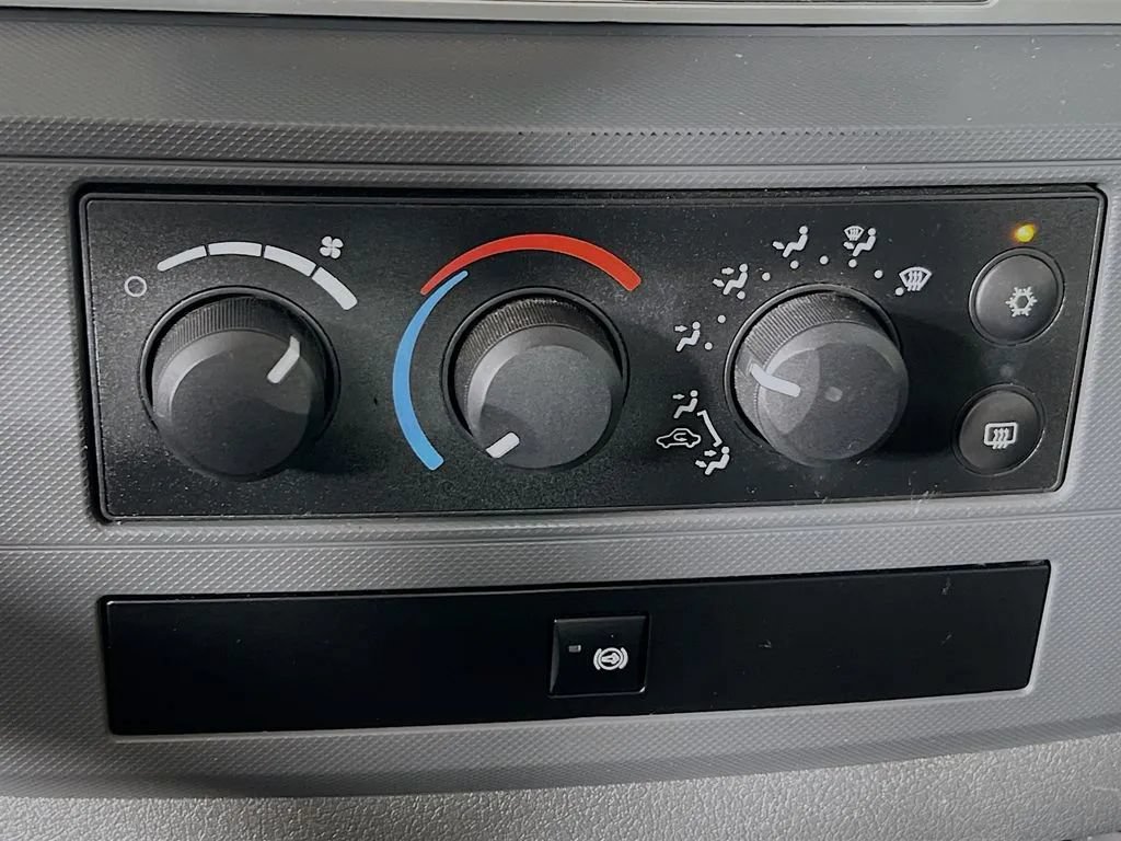 Used 2009 Dodge Ram 3500 Truck SLT w/ Popular Equipment Group RWD image 15