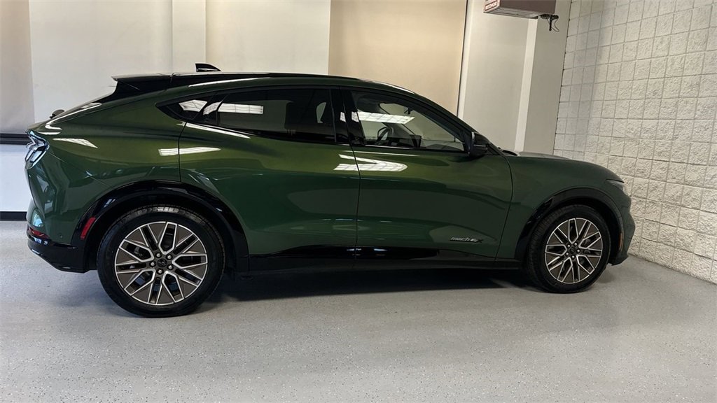 Certified 2024 Ford Mustang Mach-E Premium image 46