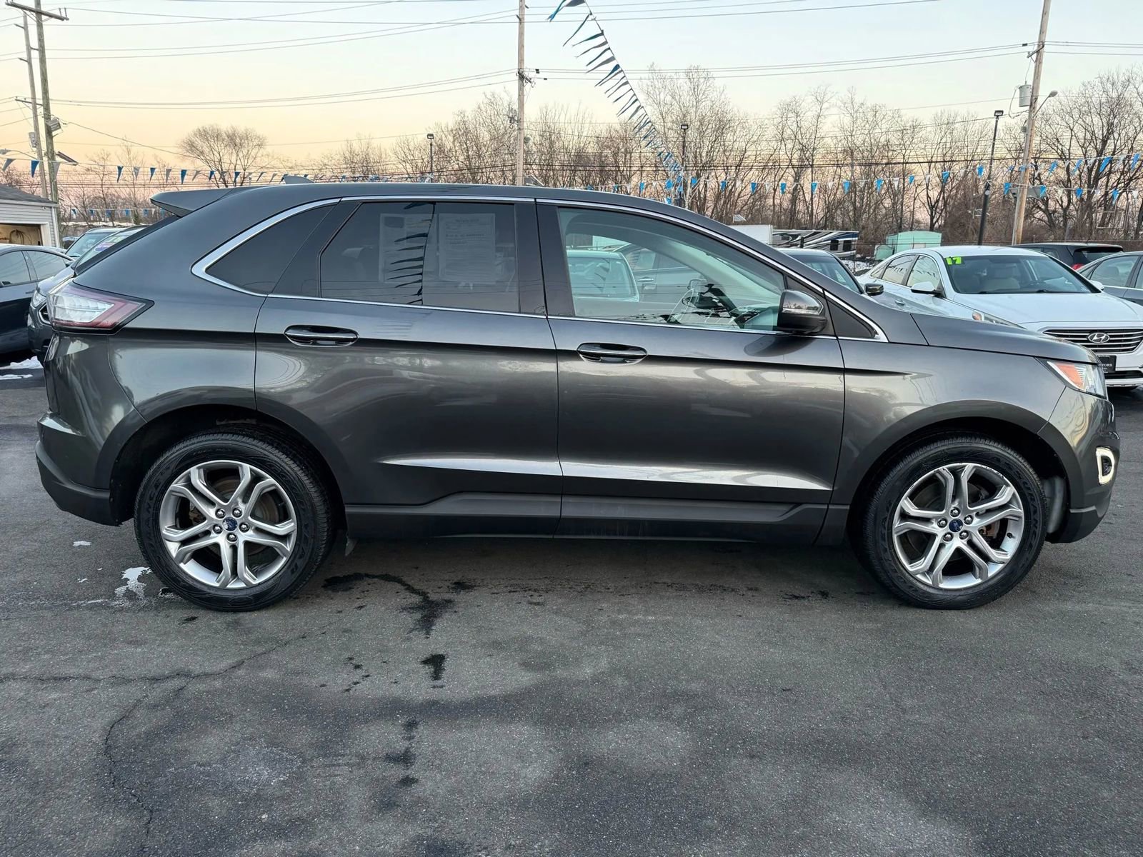 Used 2015 Ford Edge Titanium image 14