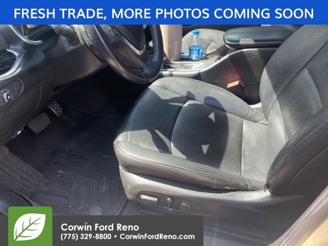 Used 2016 Chevrolet Malibu LT w/ Leather Package FWD image 10