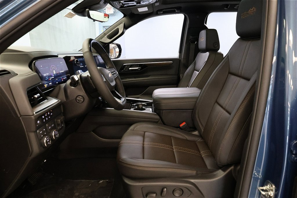 New 2026 Chevrolet Suburban High Country image 21