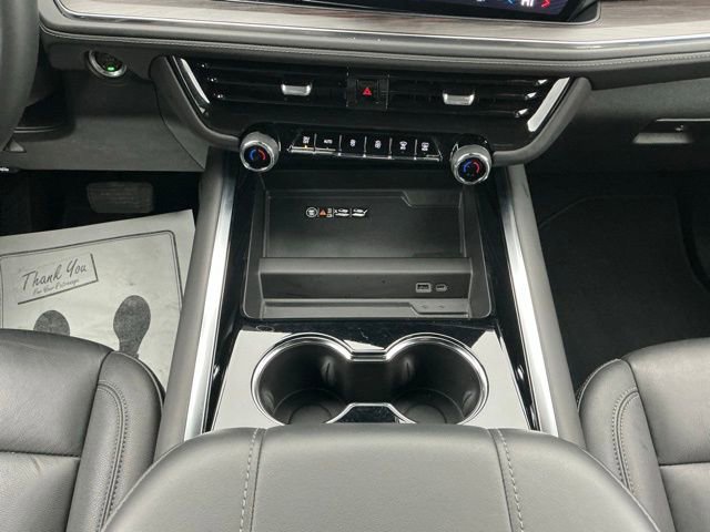 Used 2025 Chevrolet Tahoe LT image 28