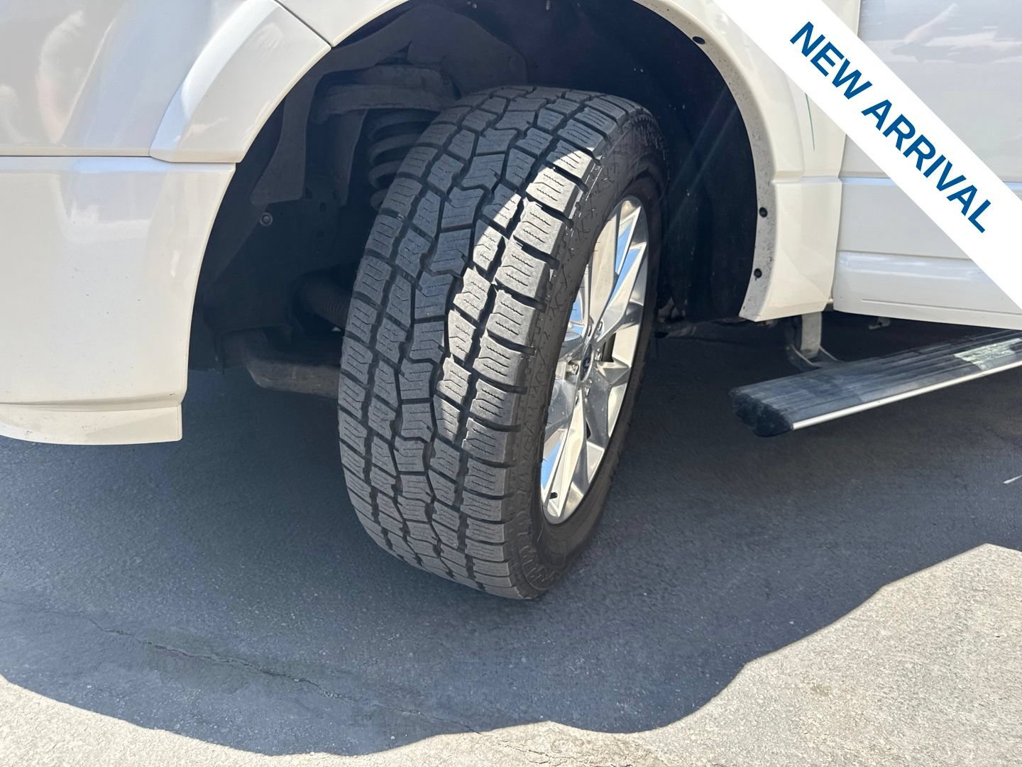 Used 2017 Ford Expedition EL Limited w/ Equipment Group 301A AWD/4WD image 30