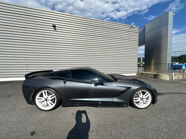 Used 2014 Chevrolet Corvette Stingray Coupe w/ 2LT Preferred Equipment Group RWD image 5