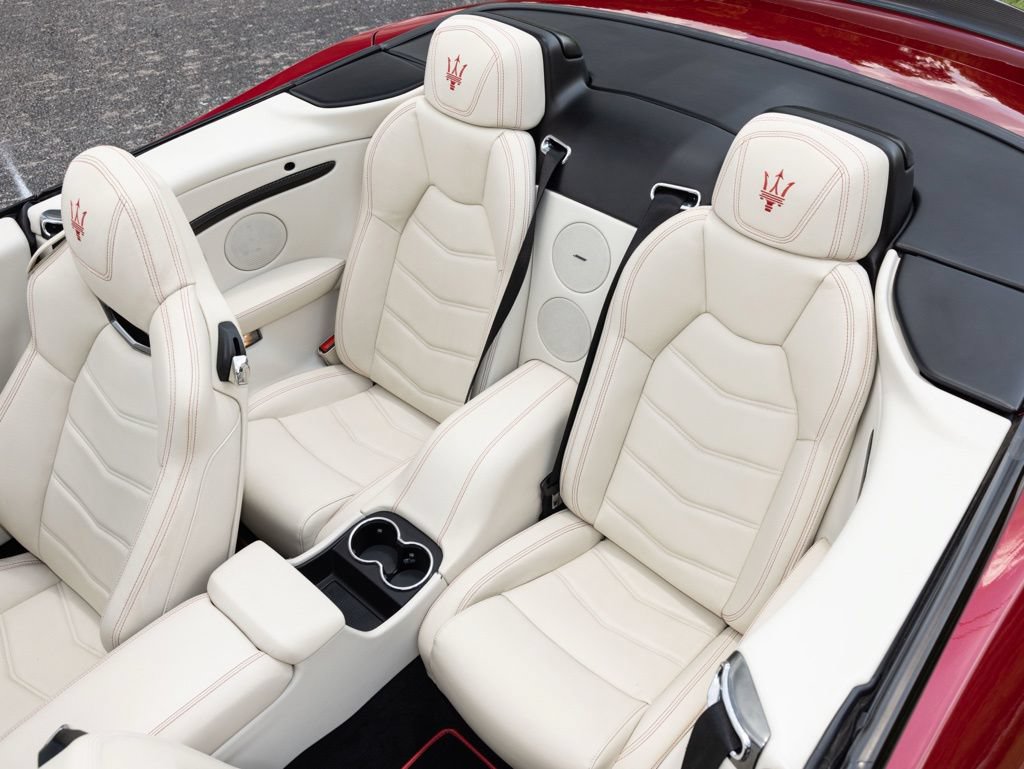 Used 2017 Maserati GranTurismo Convertible RWD image 44