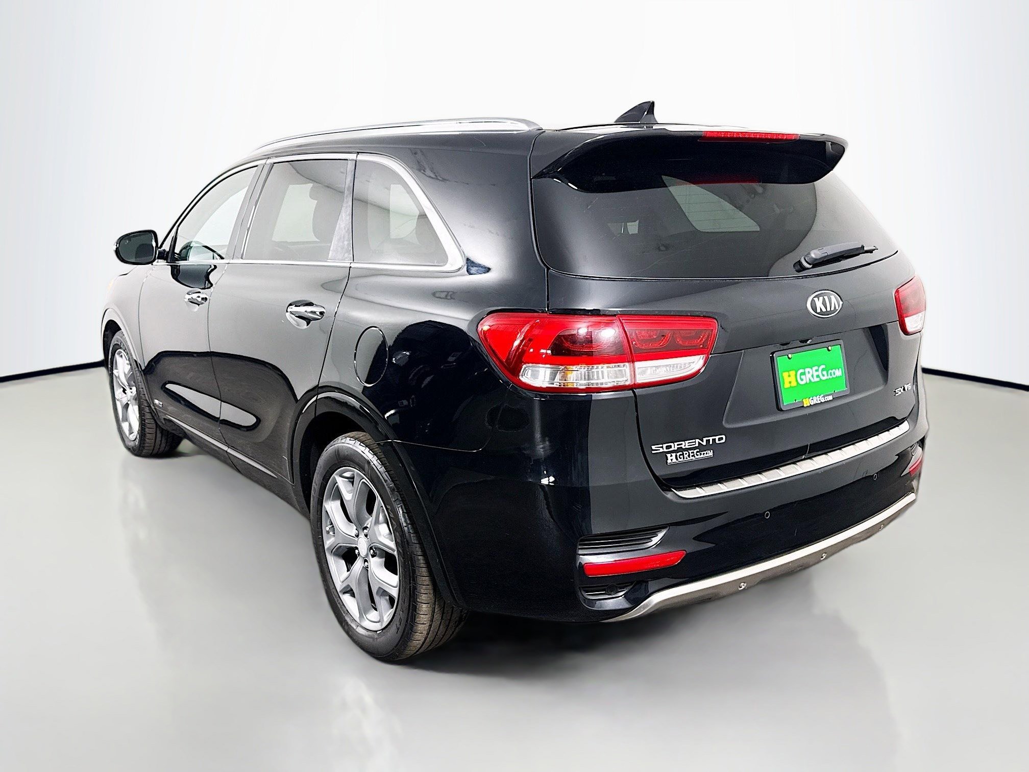 Used 2016 Kia Sorento SX image 7