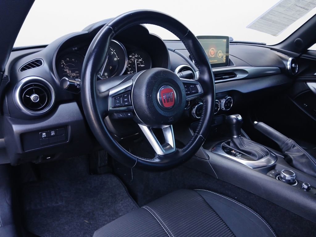 Used 2019 FIAT 124 Spider Classica w/ Technology Group RWD image 20
