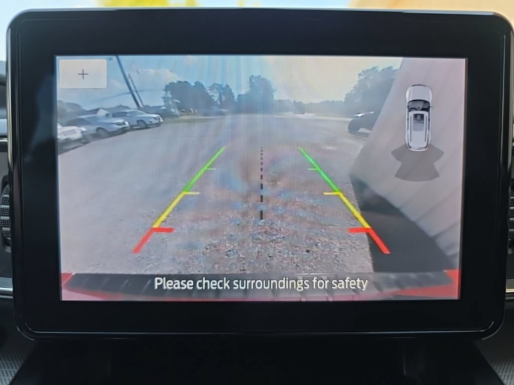 Used 2020 Ford Explorer XLT w/ Equipment Group 202A AWD/4WD image 20