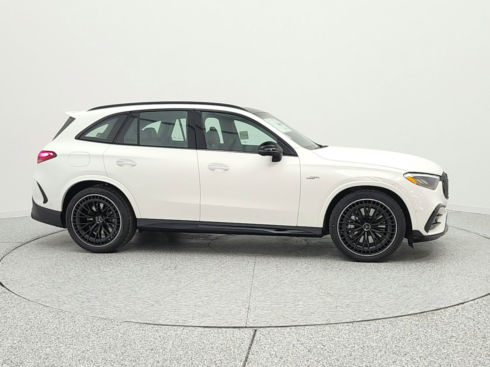 New 2026 Mercedes-Benz GLC 43 AMG 4MATIC image 4