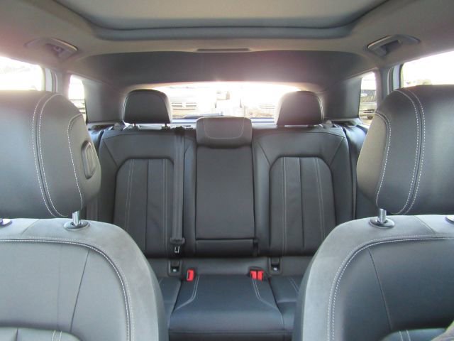 Used 2022 Audi Q4 e-tron Premium Plus w/ Premium Plus image 36