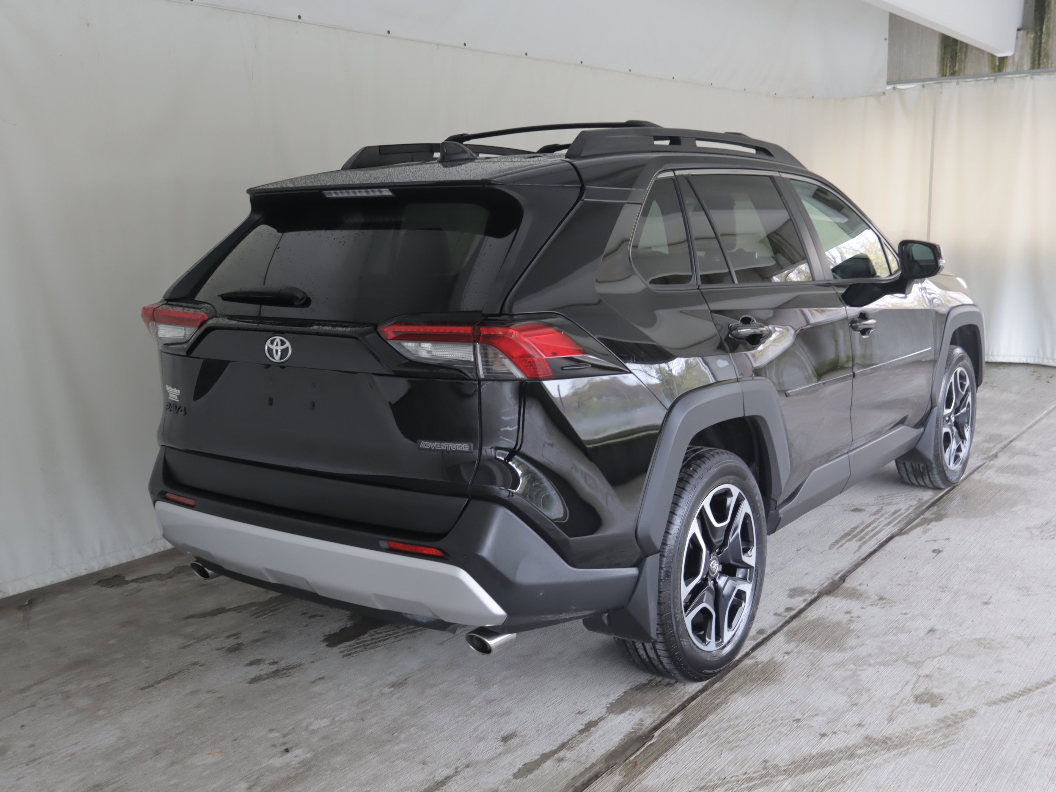 Used 2019 Toyota RAV4 Adventure w/ Advanced Technology Package AWD/4WD image 8