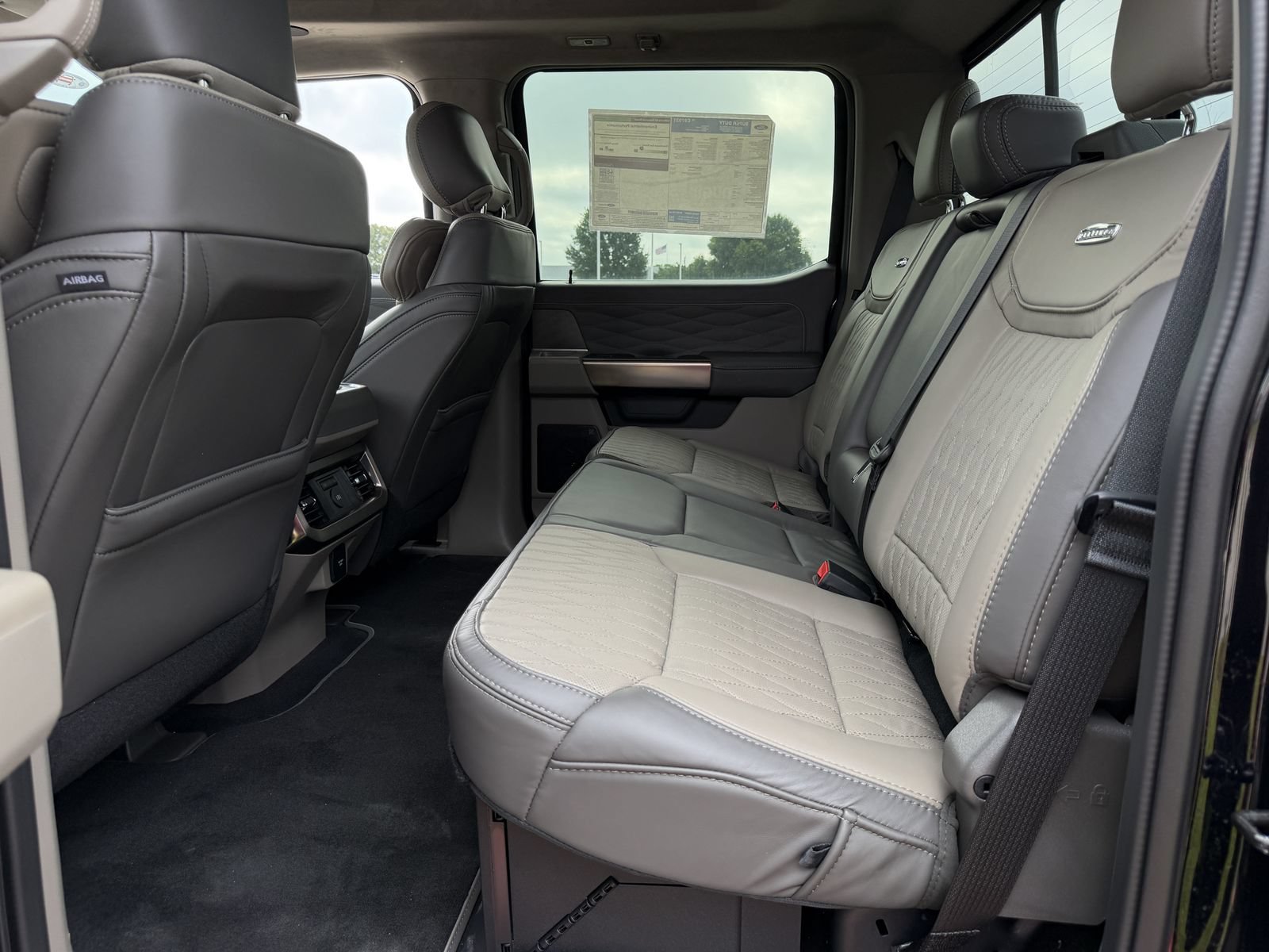 New 2026 Ford F350 Platinum w/ Platinum Plus Package AWD/4WD image 27