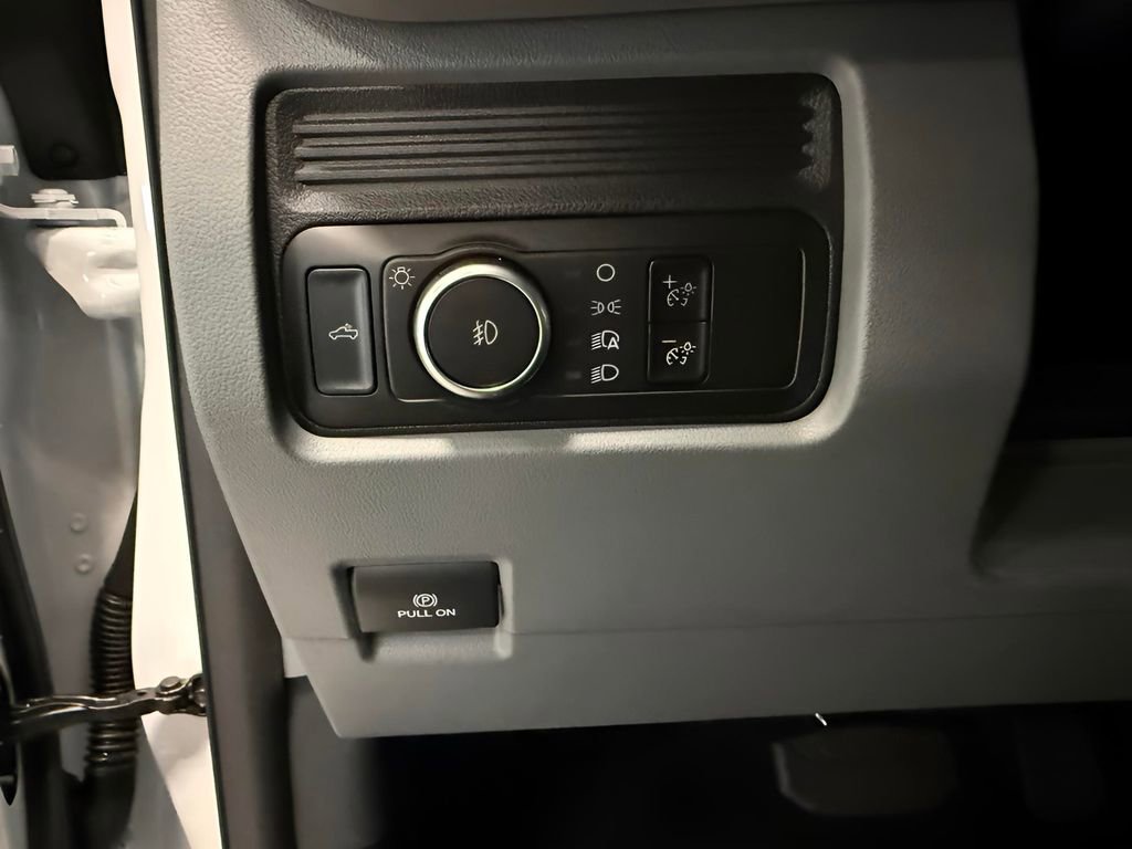 New 2026 Ford F250 XLT w/ 360-Degree Camera Package AWD/4WD image 26