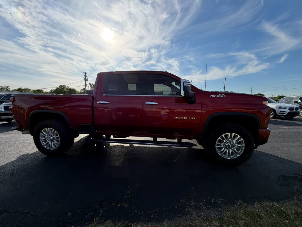 Used 2021 Chevrolet Silverado 2500 High Country w/ Technology Package AWD/4WD image 2