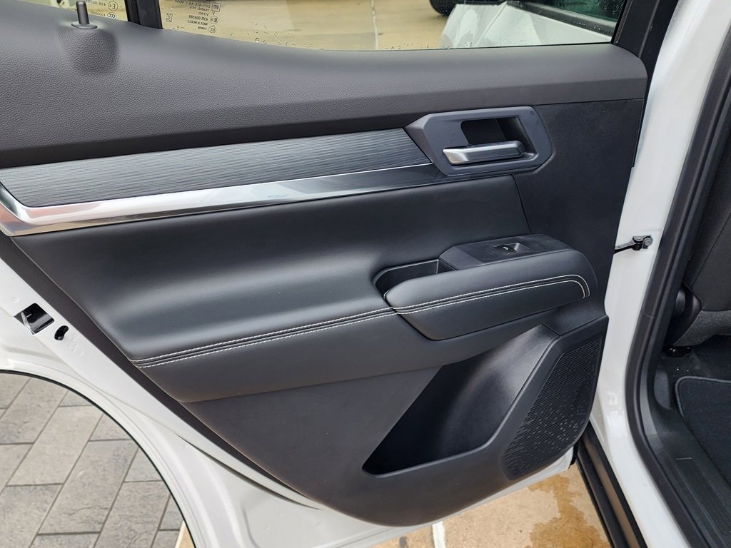 New 2026 GMC Terrain Elevation w/ Black Edition image 39