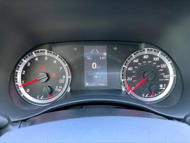 Used 2021 Toyota Highlander L image 22