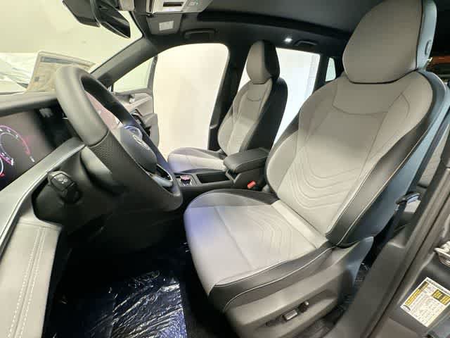 New 2026 Volkswagen Tiguan SE R-Line AWD/4WD image 17