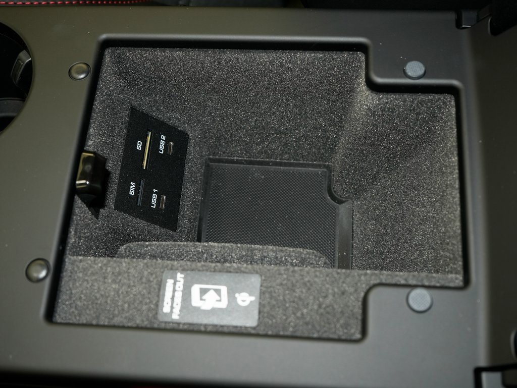 New 2026 Porsche Macan GTS image 33