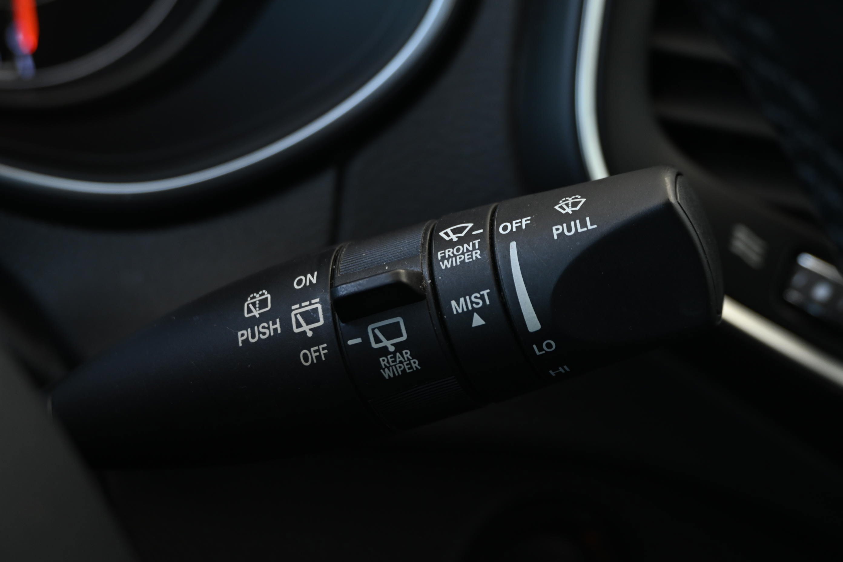Used 2021 Jeep Cherokee Latitude Plus FWD image 33