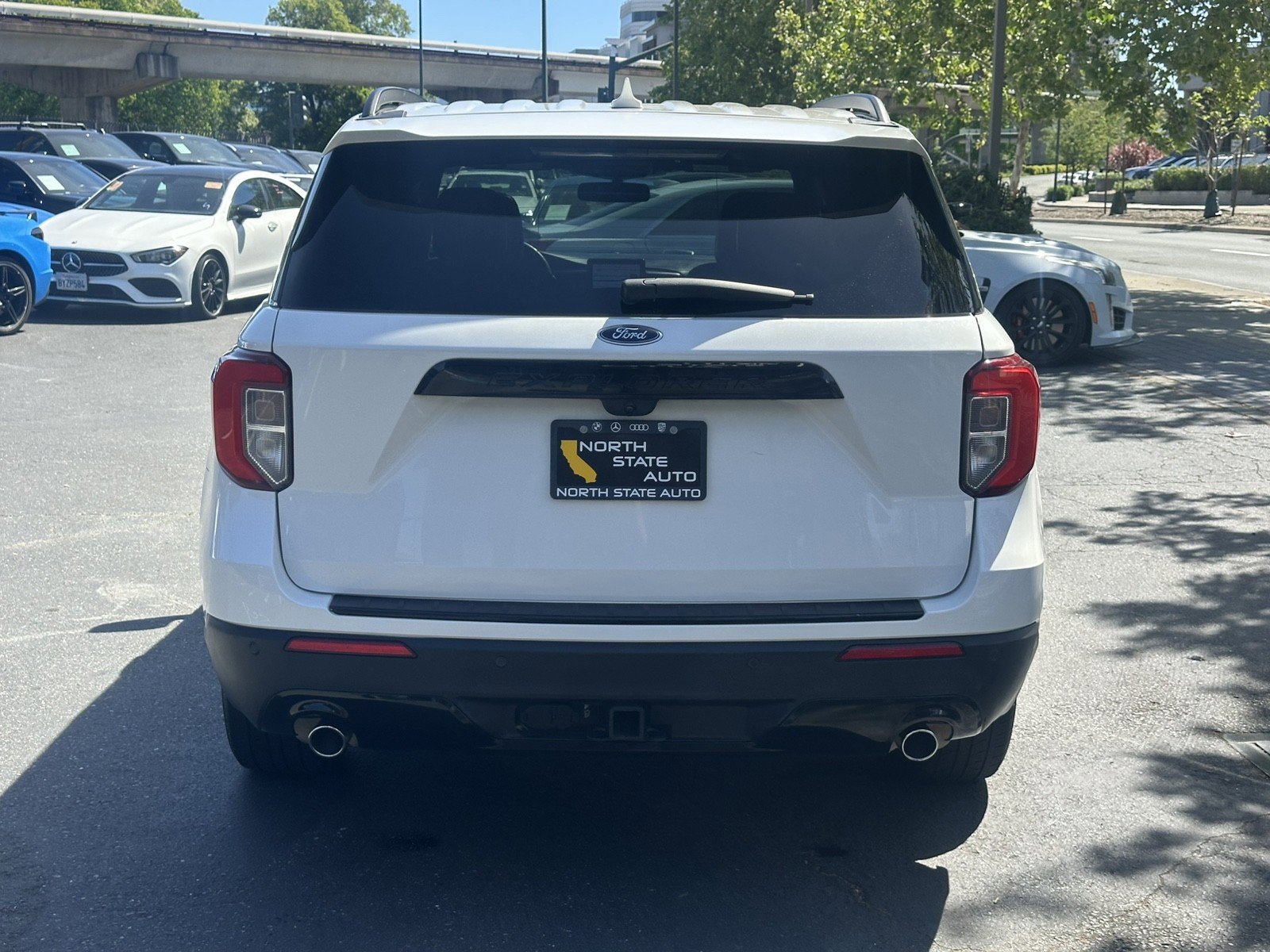 Used 2022 Ford Explorer ST-Line w/ Class IV Trailer Tow Package RWD image 10