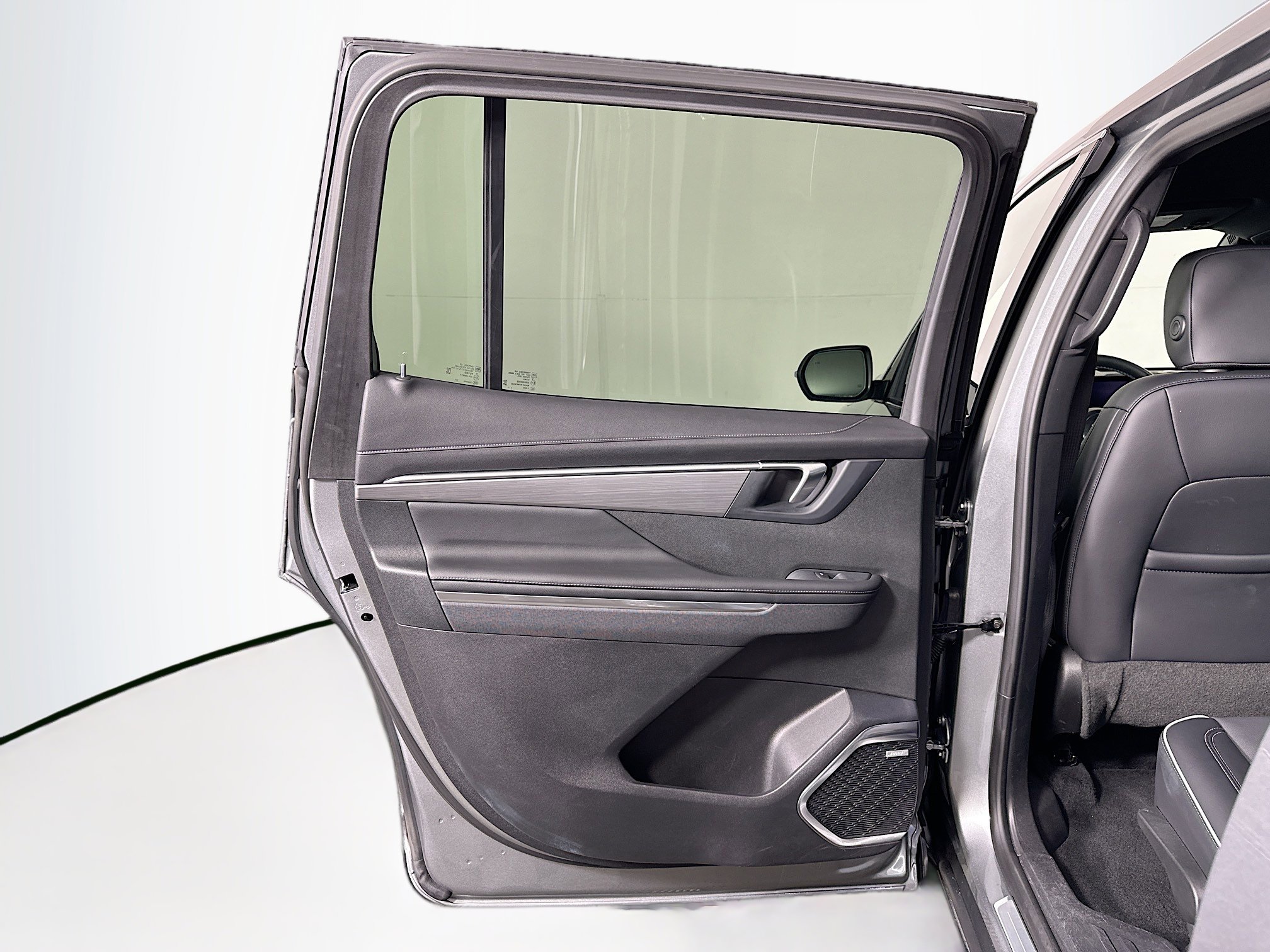 Used 2025 Buick Enclave Preferred image 25