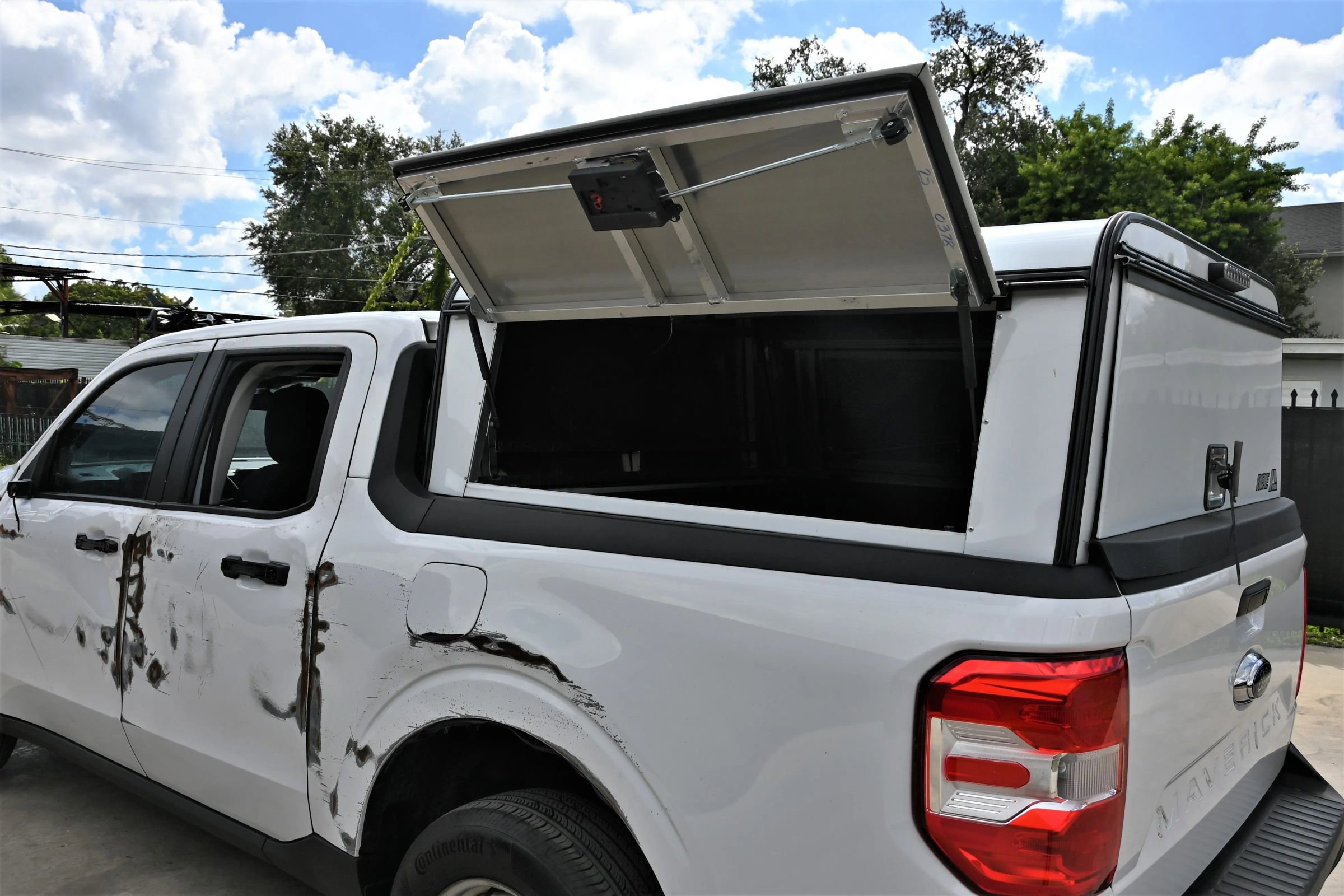 Used 2023 Ford Maverick XL image 9