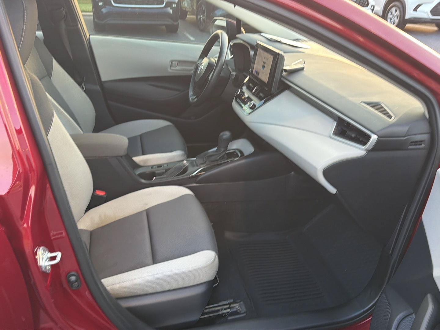 Certified 2025 Toyota Corolla LE w/ Convenience Package FWD image 13