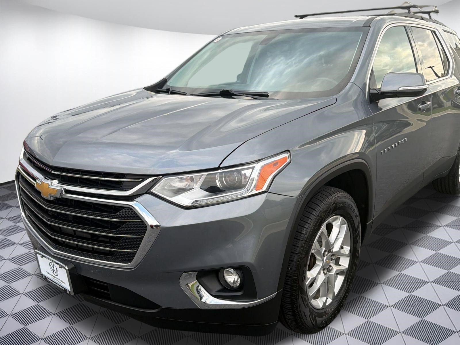 Used 2019 Chevrolet Traverse LT FWD image 24