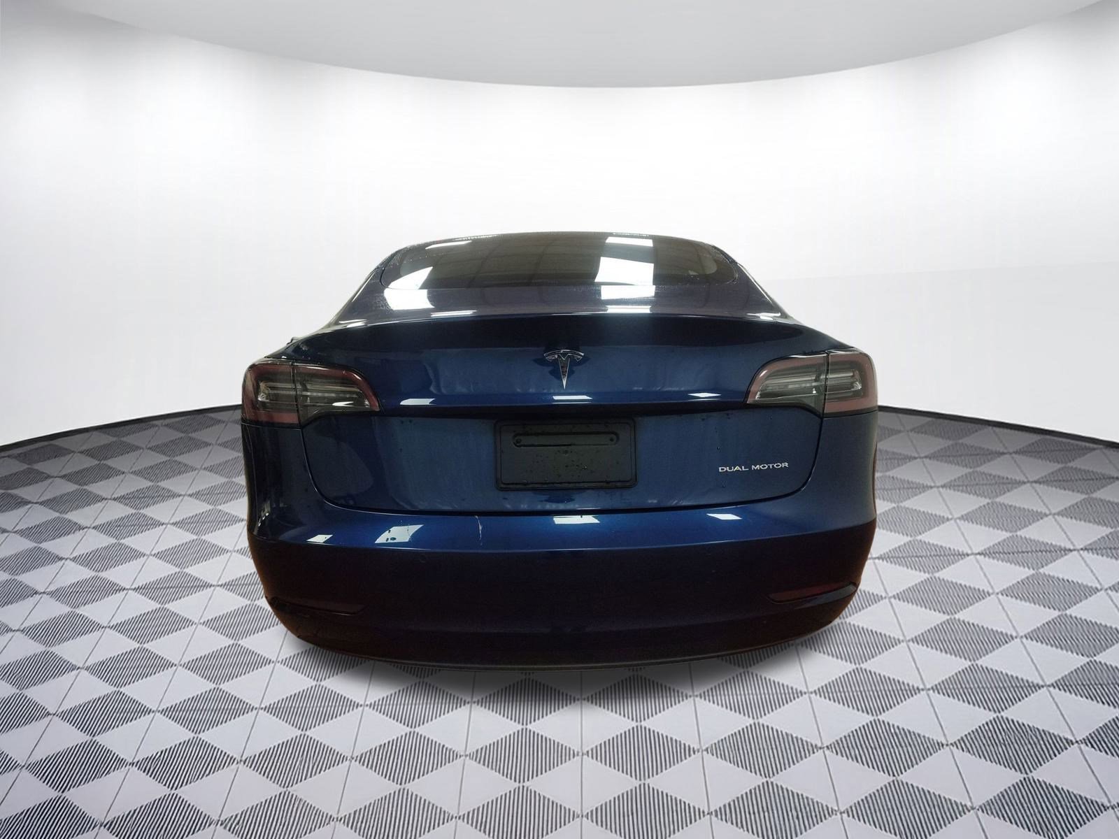 Used 2021 Tesla Model 3 Long Range image 9