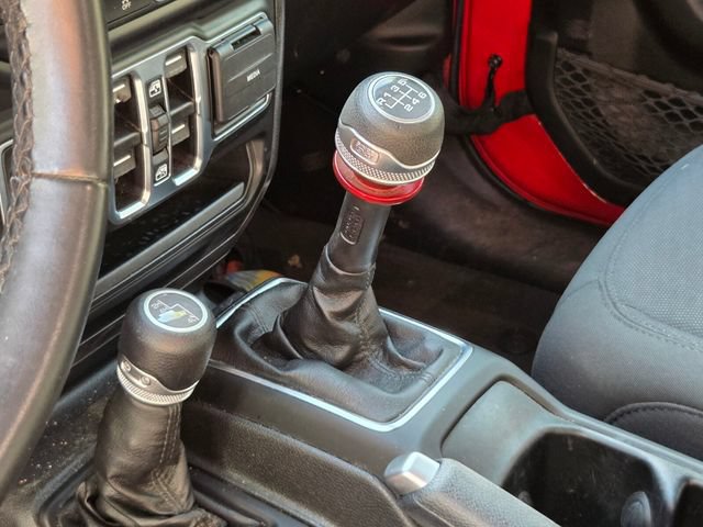 Used 2021 Jeep Wrangler Unlimited Sport AWD/4WD image 17