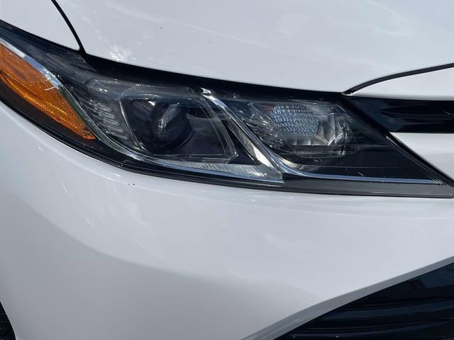 Used 2019 Toyota Camry LE FWD image 7