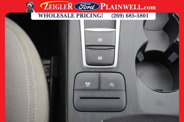 Used 2021 Ford Escape S image 21