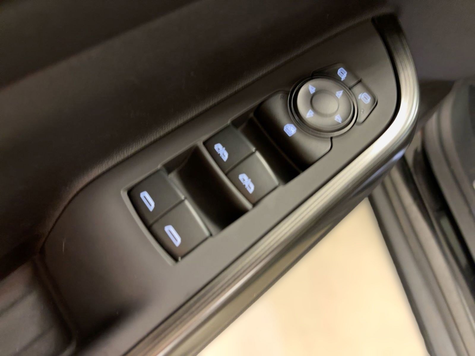 Used 2021 GMC Acadia SLT image 11