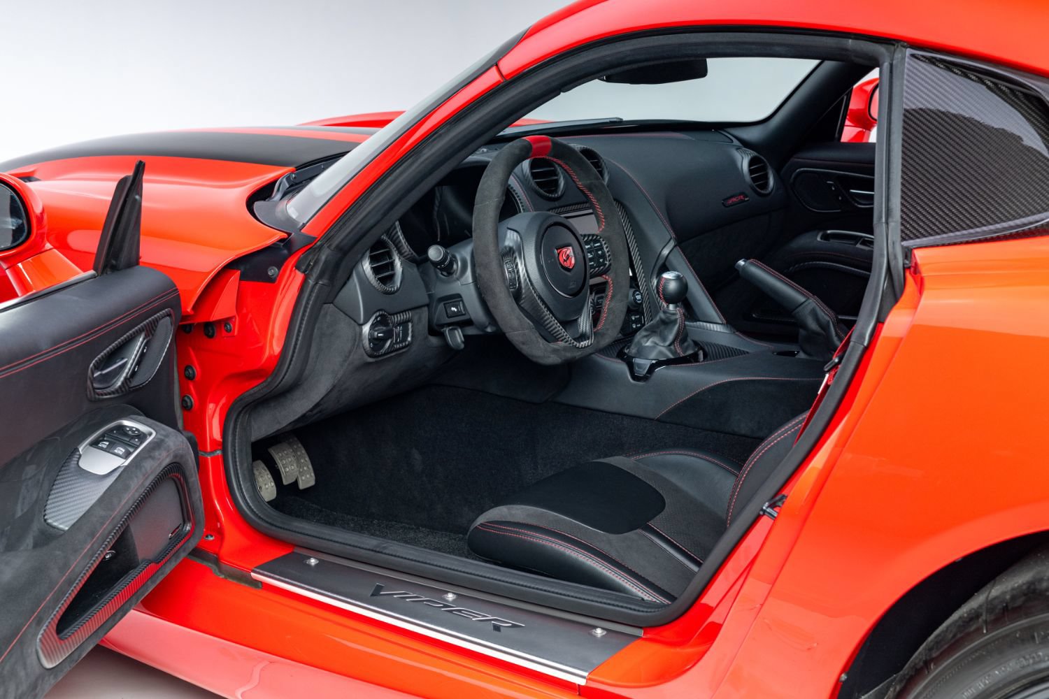 Used 2017 Dodge Viper GTC w/ ACR Package RWD image 33
