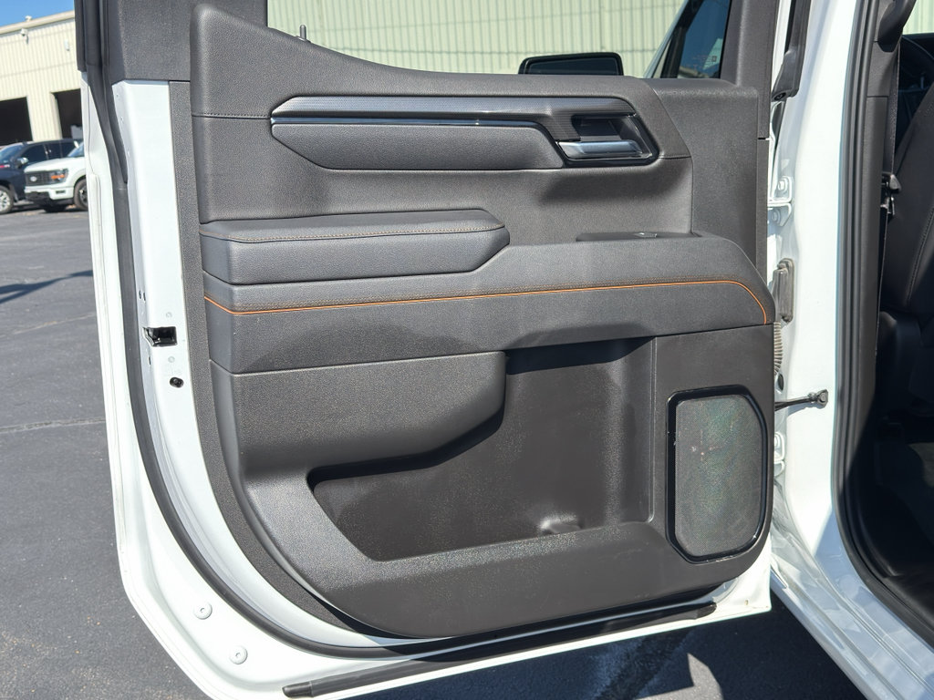 Used 2025 GMC Sierra 1500 AT4 AWD/4WD image 34